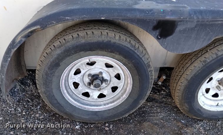 image for item DK8949 2018 Interstate ILRD716TA2  enclosed cargo trailer