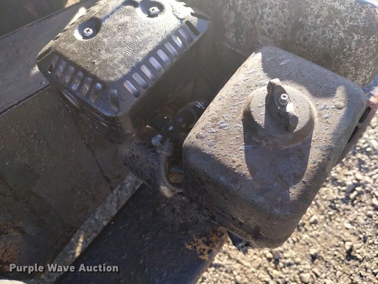 image for item DK8950 2014 SealMaster TR300  asphalt distributor trailer