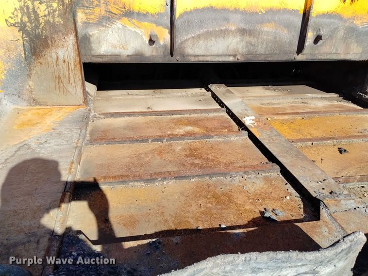 image for item DK8952 2007 LeeBoy L8510R  paver