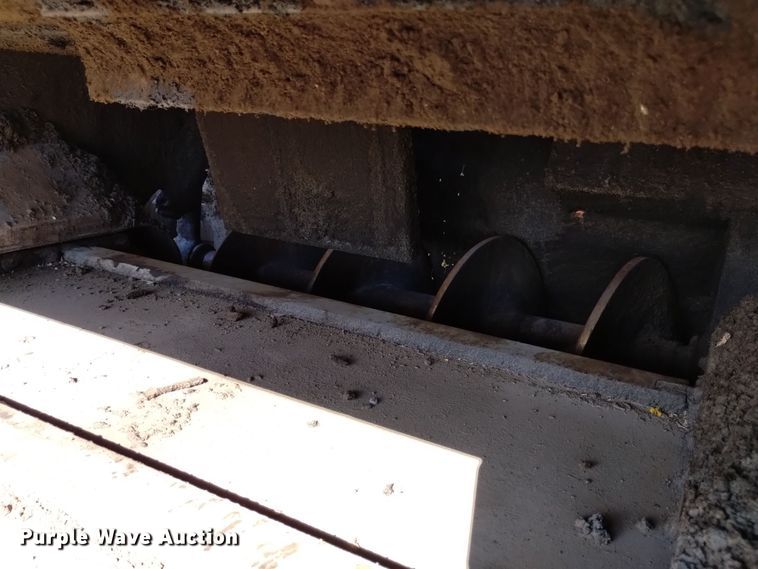 image for item DK8952 2007 LeeBoy L8510R  paver