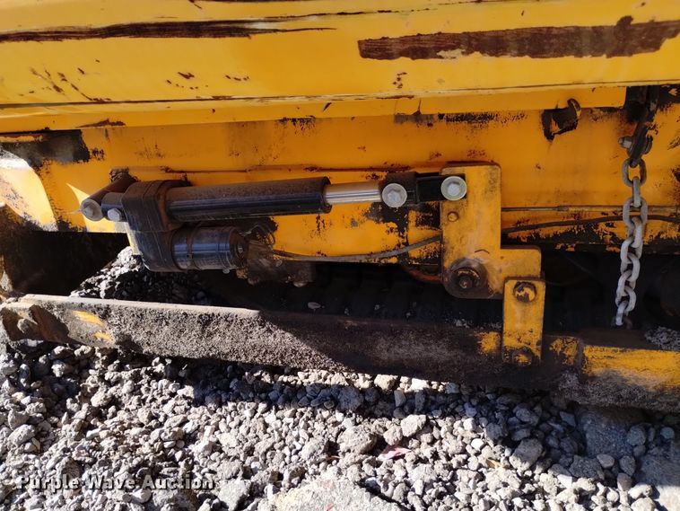 image for item DK8952 2007 LeeBoy L8510R  paver