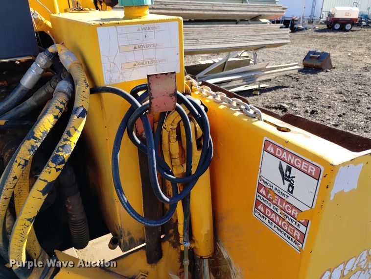 image for item DK8952 2007 LeeBoy L8510R  paver