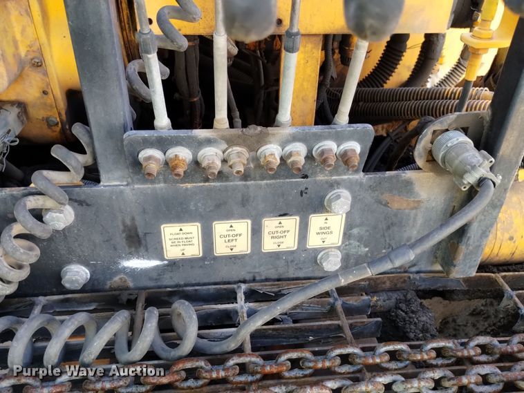 image for item DK8952 2007 LeeBoy L8510R  paver