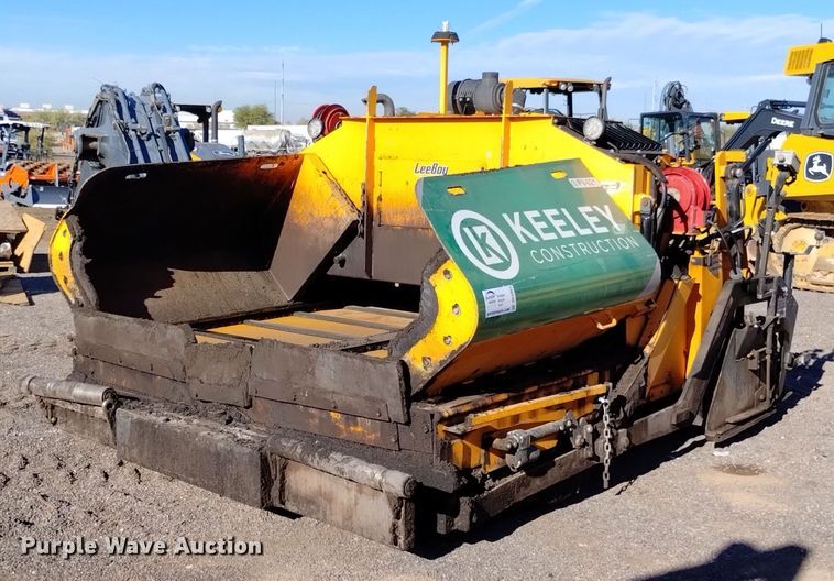 image for item DK8953 2017 LeeBoy 8510E  paver