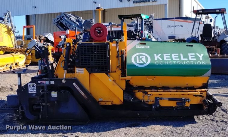 image for item DK8953 2017 LeeBoy 8510E  paver