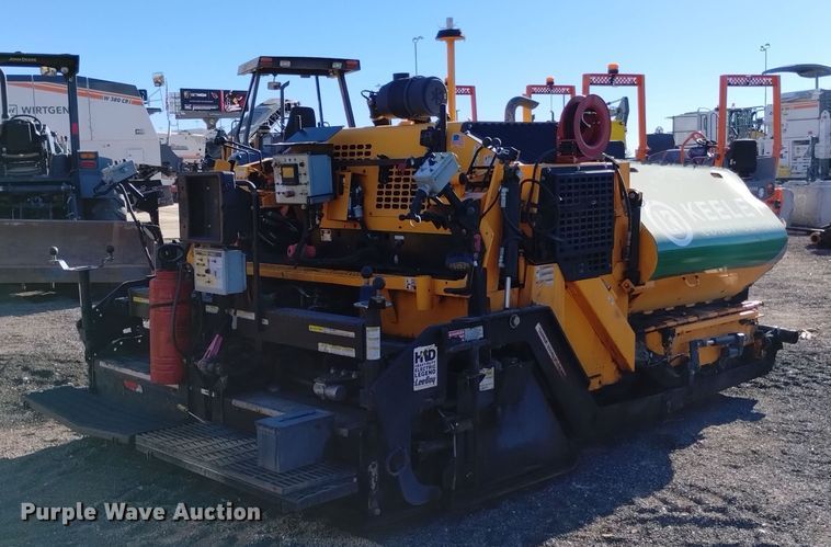 image for item DK8953 2017 LeeBoy 8510E  paver