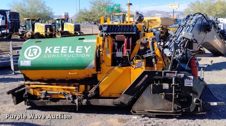 image for item DK8953 2017 LeeBoy 8510E  paver