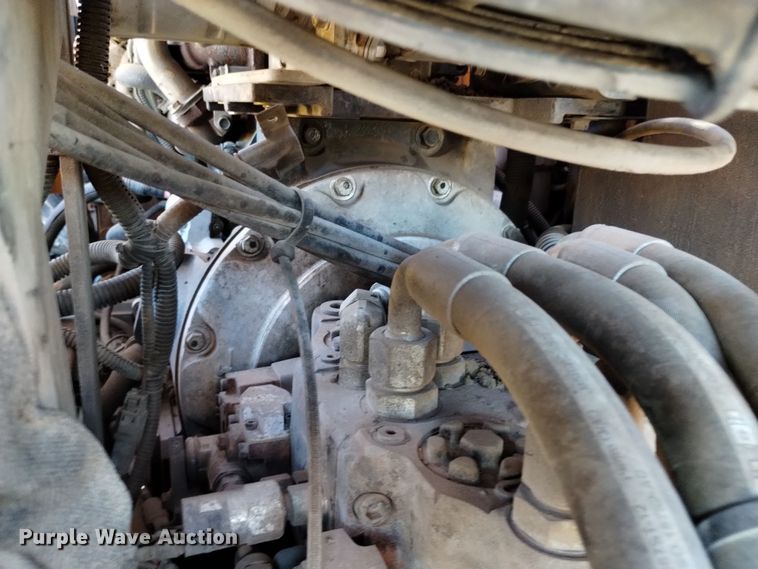 image for item DK8953 2017 LeeBoy 8510E  paver