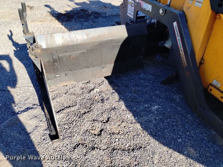 image for item DK8953 2017 LeeBoy 8510E  paver