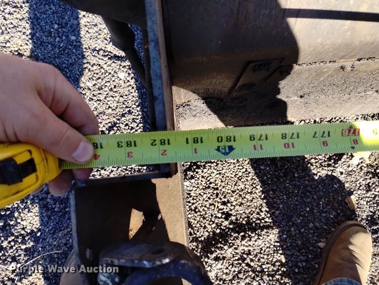 image for item DK8953 2017 LeeBoy 8510E  paver