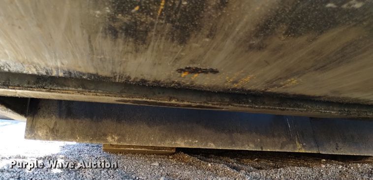 image for item DK8953 2017 LeeBoy 8510E  paver