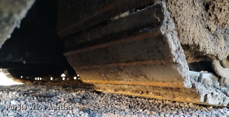 image for item DK8953 2017 LeeBoy 8510E  paver