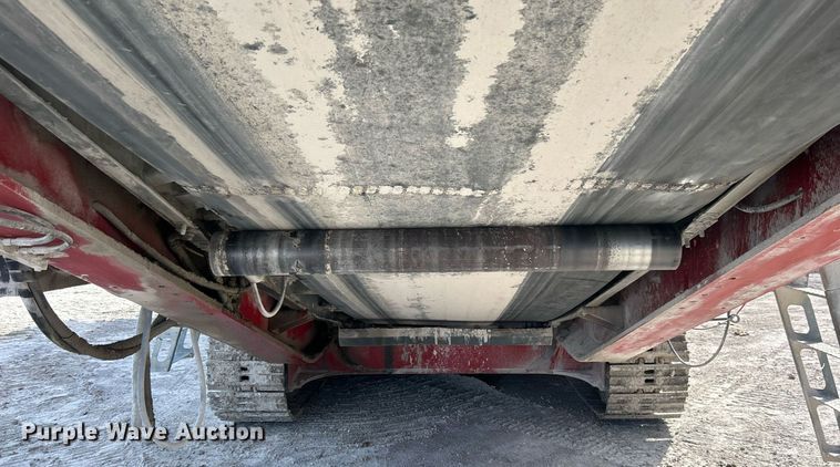 image for item DL7142 2016 Striker Crushing & Screening H5400  crusher