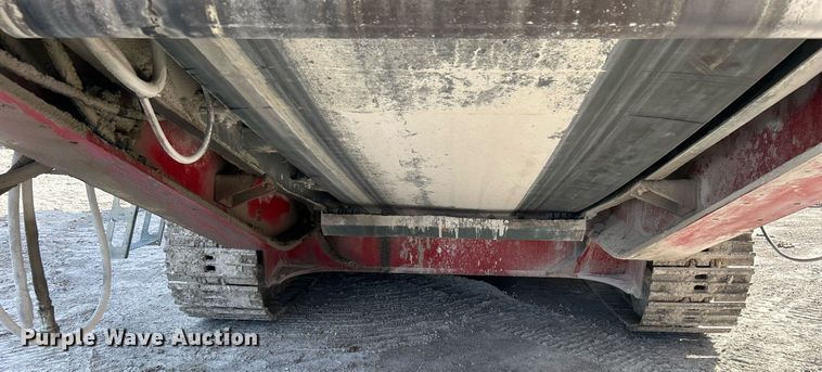 image for item DL7142 2016 Striker Crushing & Screening H5400  crusher