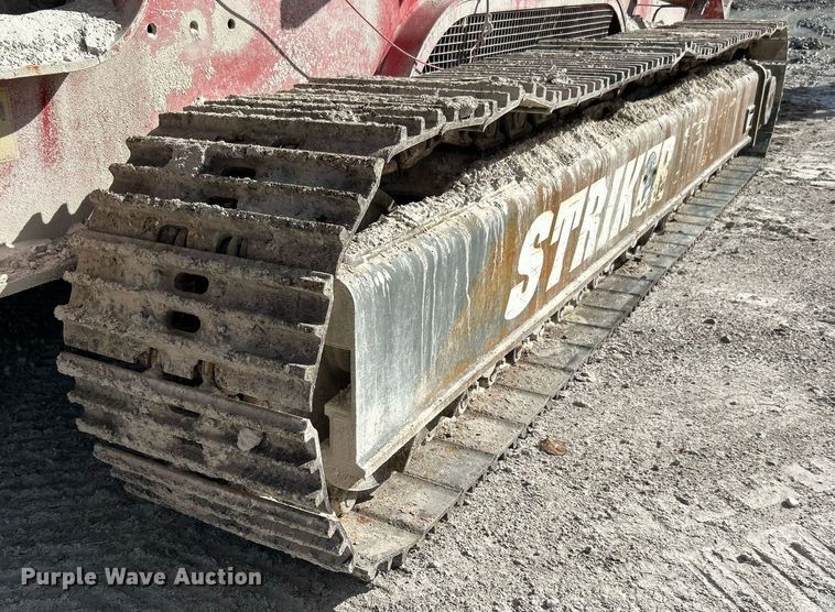 image for item DL7142 2016 Striker Crushing & Screening H5400  crusher