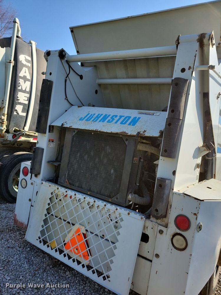 image for item DL7751 1998 Johnston 3000  street sweeper truck
