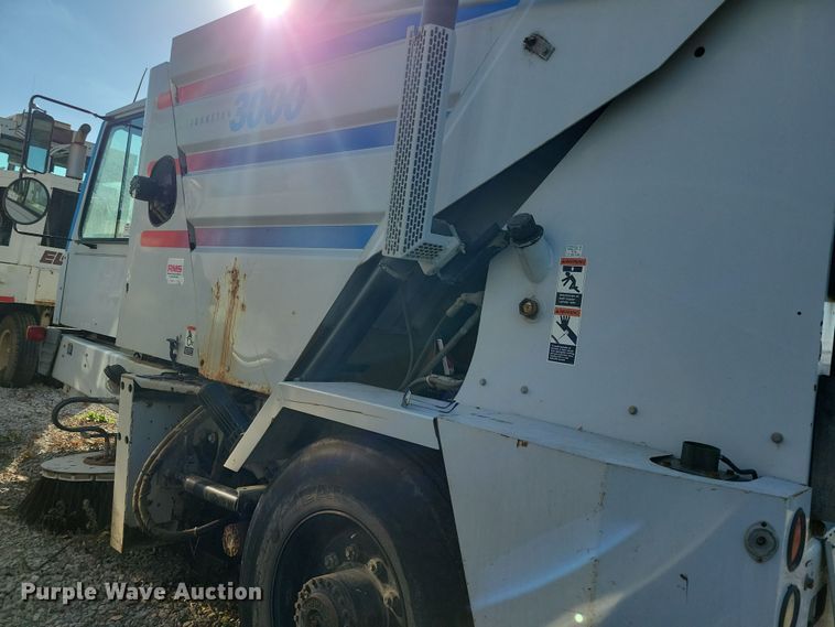 image for item DL7751 1998 Johnston 3000  street sweeper truck
