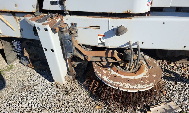 image for item DL7751 1998 Johnston 3000  street sweeper truck