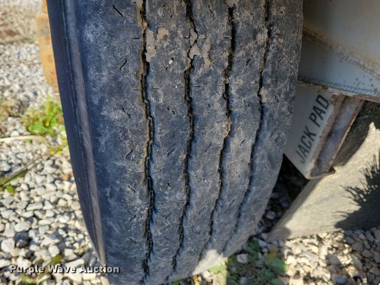 image for item DL7751 1998 Johnston 3000  street sweeper truck