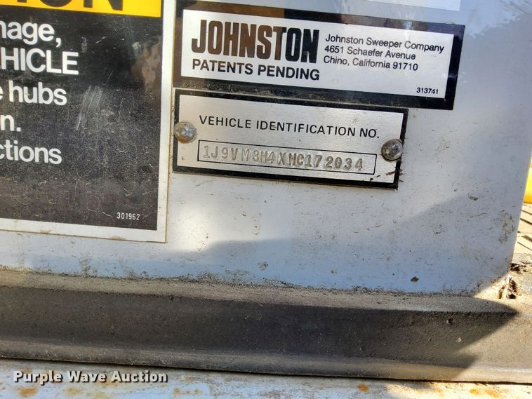 image for item DL7751 1998 Johnston 3000  street sweeper truck