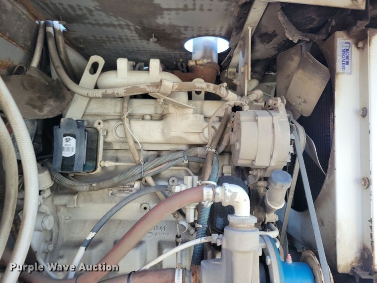 image for item DL7752 1992 Elgin Pelican Series P  street sweeper truck