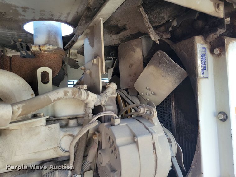 image for item DL7752 1992 Elgin Pelican Series P  street sweeper truck