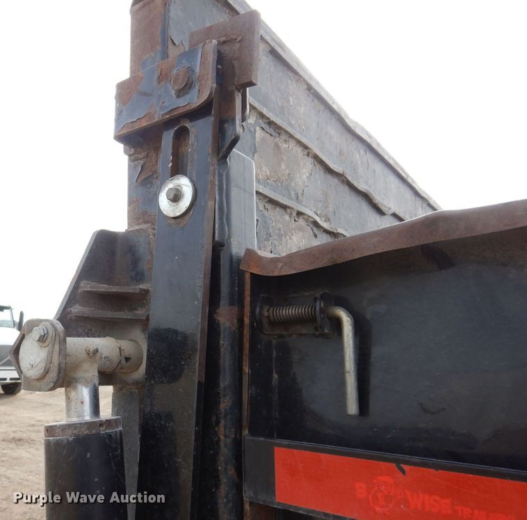 image for item DL7812 2014 Bewise  dump trailer