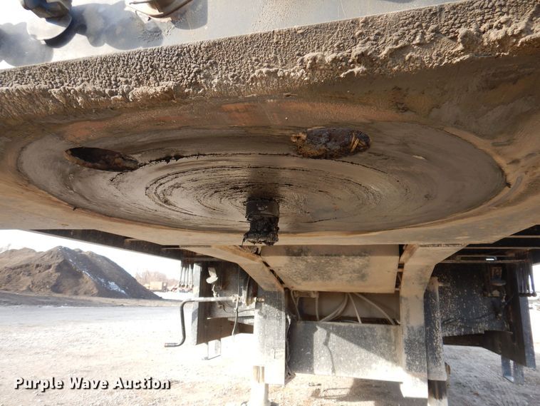 image for item DL7813 2002 Ledwell LW48 HT2-8  drop deck equipment trailer