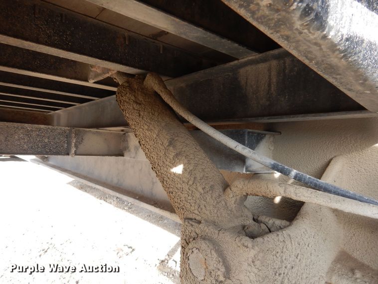 image for item DL7813 2002 Ledwell LW48 HT2-8  drop deck equipment trailer