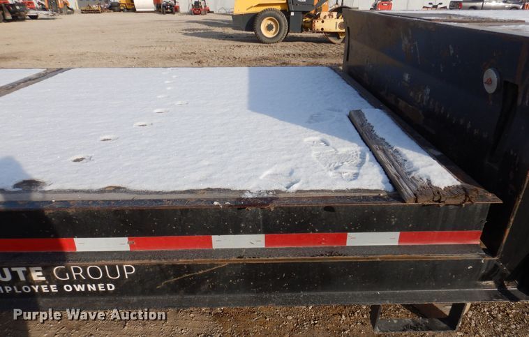 image for item DL7813 2002 Ledwell LW48 HT2-8  drop deck equipment trailer