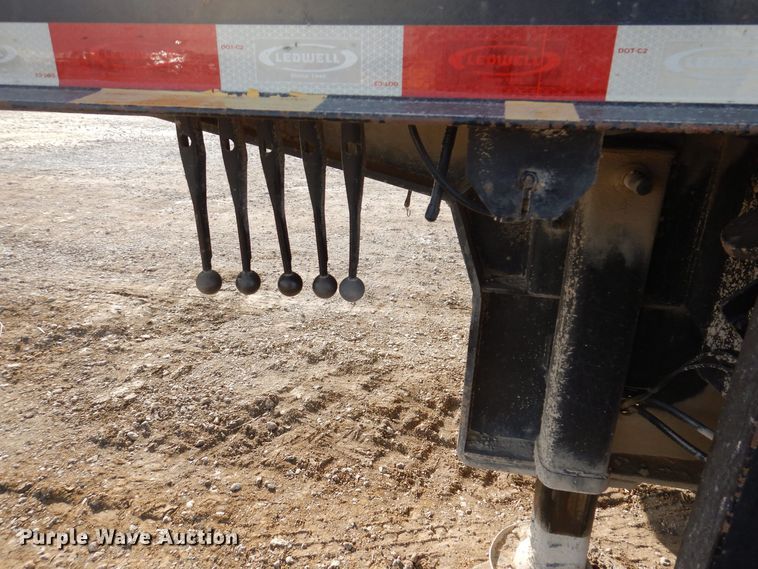 image for item DL7813 2002 Ledwell LW48 HT2-8  drop deck equipment trailer