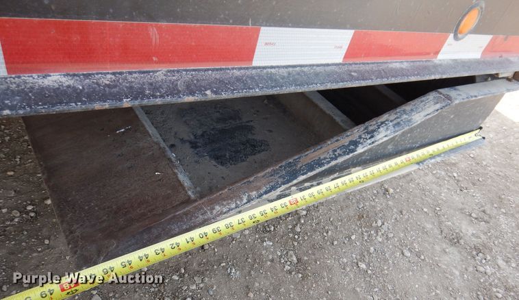 image for item DL7813 2002 Ledwell LW48 HT2-8  drop deck equipment trailer