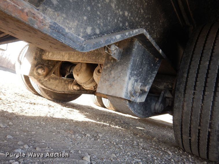 image for item DL7813 2002 Ledwell LW48 HT2-8  drop deck equipment trailer