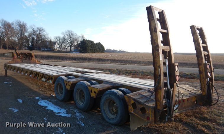 image for item DL7815 1991 Fontaine FLTT-7-35HBT  equipment trailer