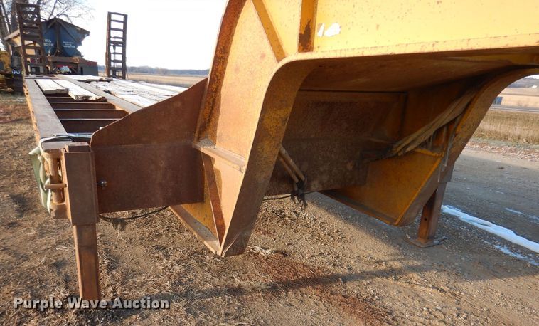 image for item DL7815 1991 Fontaine FLTT-7-35HBT  equipment trailer