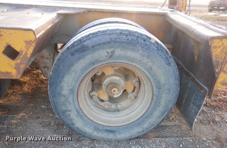 image for item DL7815 1991 Fontaine FLTT-7-35HBT  equipment trailer