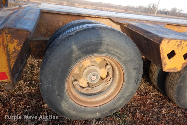 image for item DL7815 1991 Fontaine FLTT-7-35HBT  equipment trailer