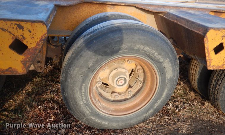 image for item DL7815 1991 Fontaine FLTT-7-35HBT  equipment trailer