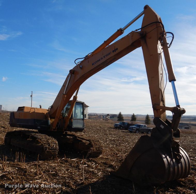 image for item DL7817 Komatsu PC 400LC-3  excavator