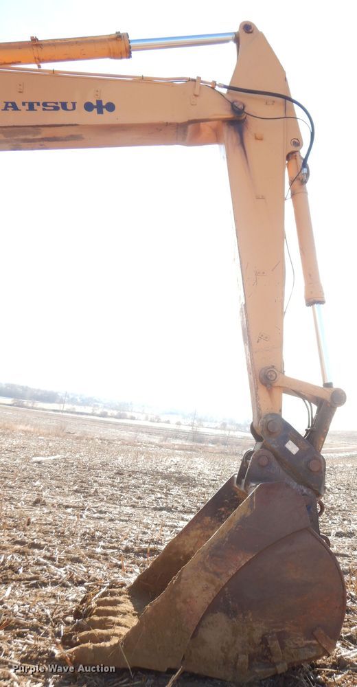 image for item DL7817 Komatsu PC 400LC-3  excavator