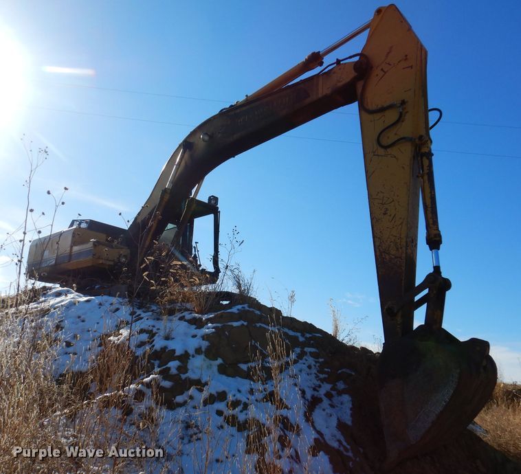 image for item DL7818 Caterpillar EL200B  excavator