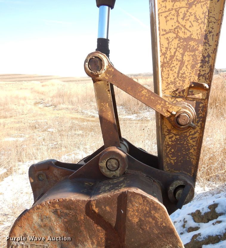 image for item DL7818 Caterpillar EL200B  excavator