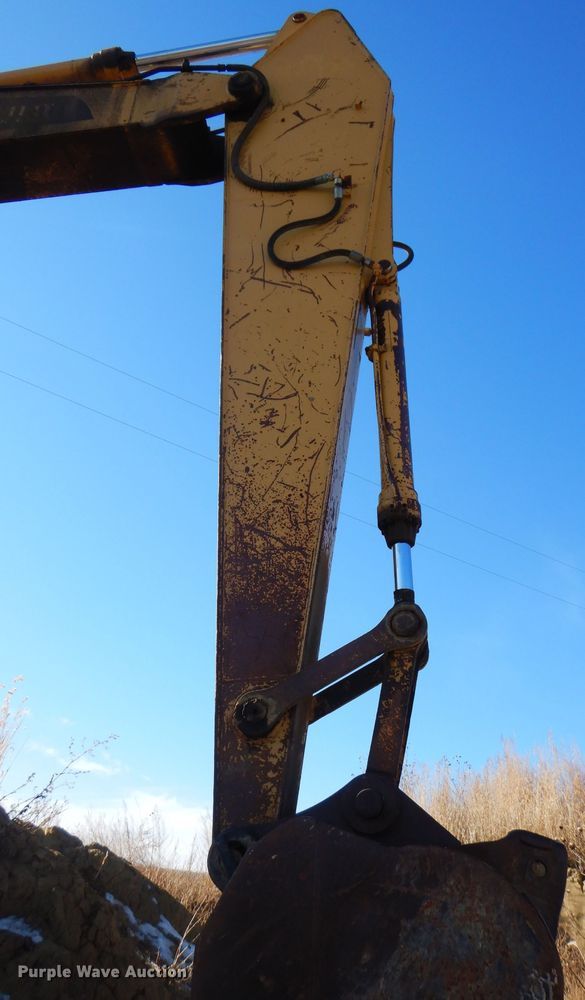 image for item DL7818 Caterpillar EL200B  excavator