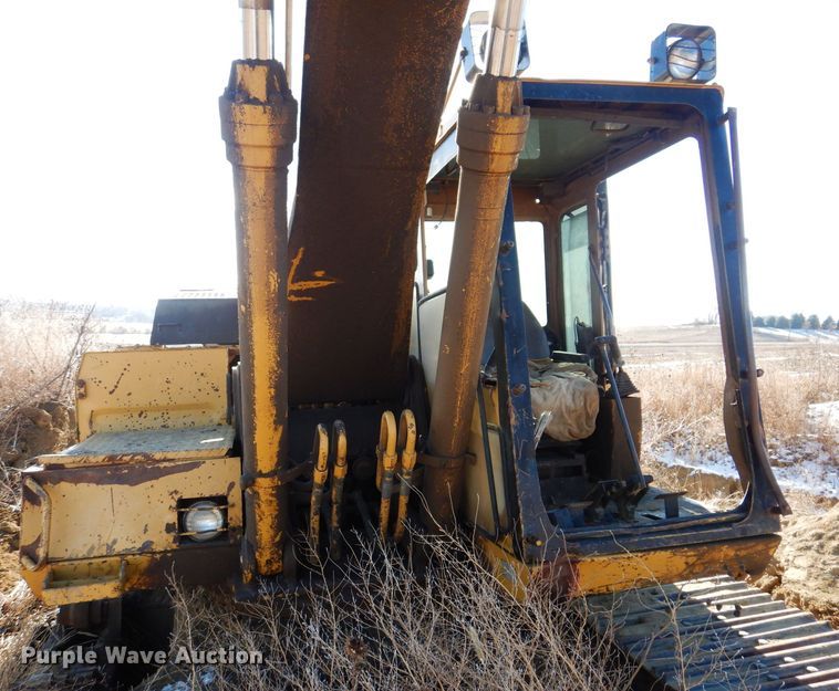 image for item DL7818 Caterpillar EL200B  excavator