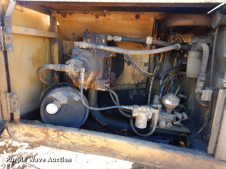 image for item DL7818 Caterpillar EL200B  excavator