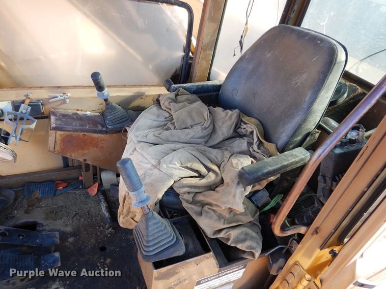 image for item DL7818 Caterpillar EL200B  excavator