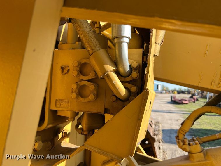 image for item DM2006 1978 Caterpillar D9H  dozer