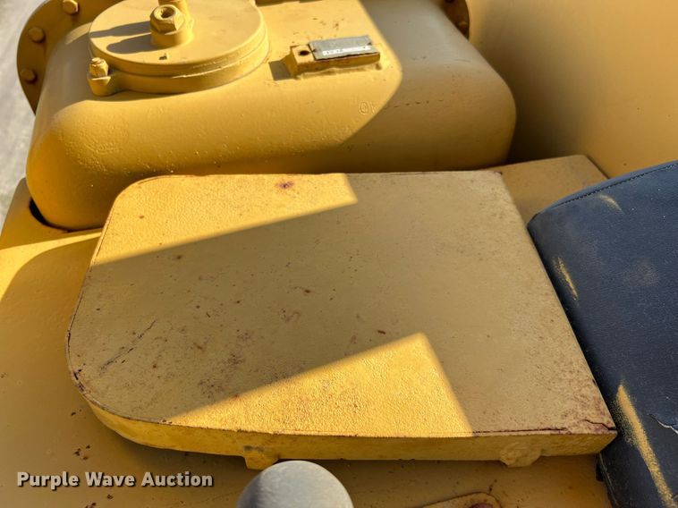 image for item DM2006 1978 Caterpillar D9H  dozer