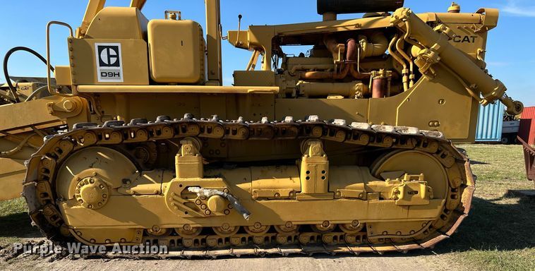 image for item DM2006 1978 Caterpillar D9H  dozer