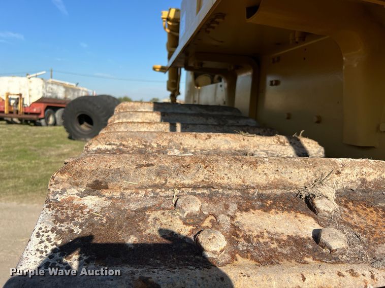 image for item DM2006 1978 Caterpillar D9H  dozer